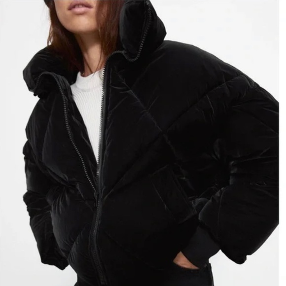 Zara Jackets & Blazers - Zara Black Label- crushed velvet oversized puffer crop